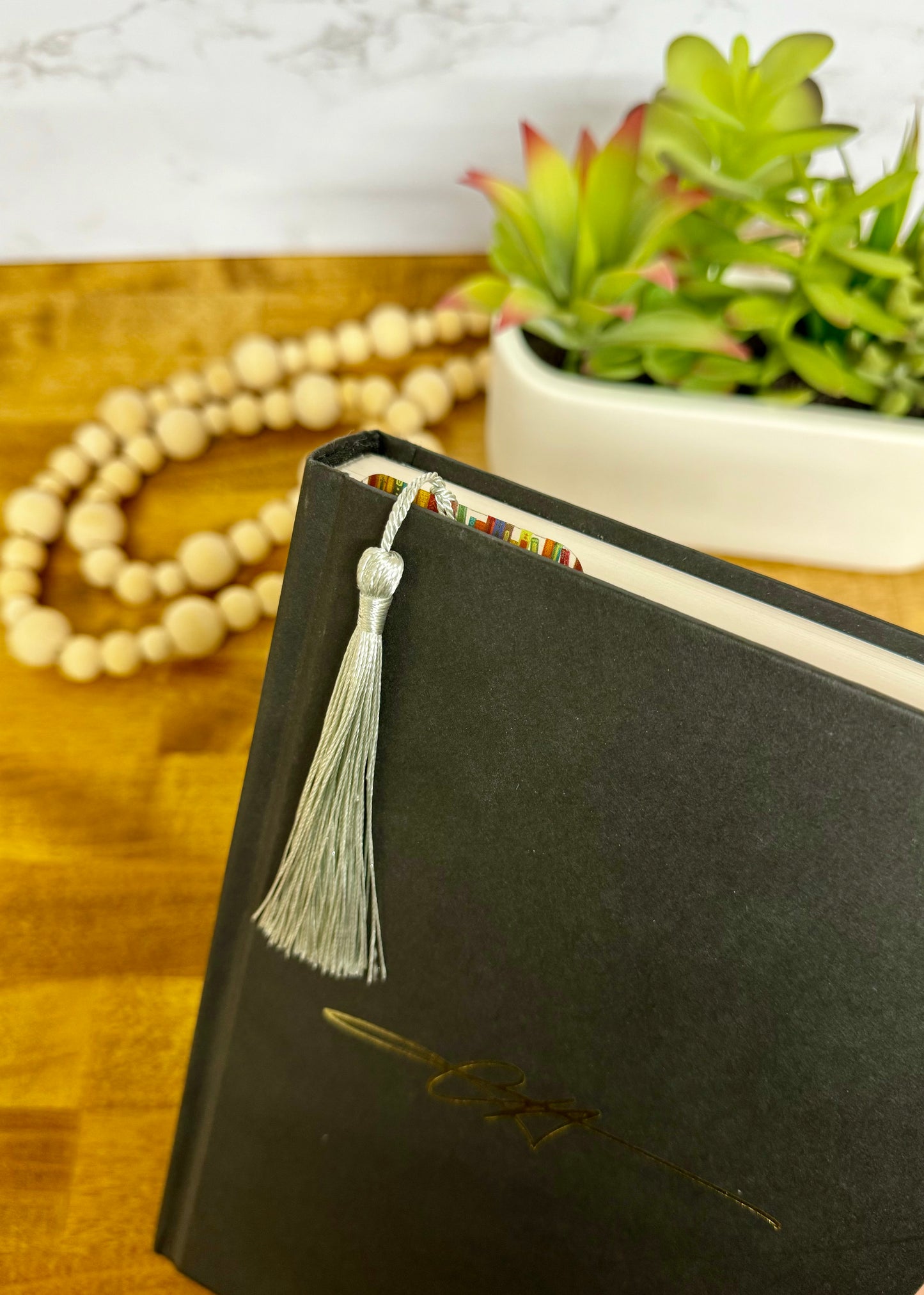 Bookshelves Bookmark